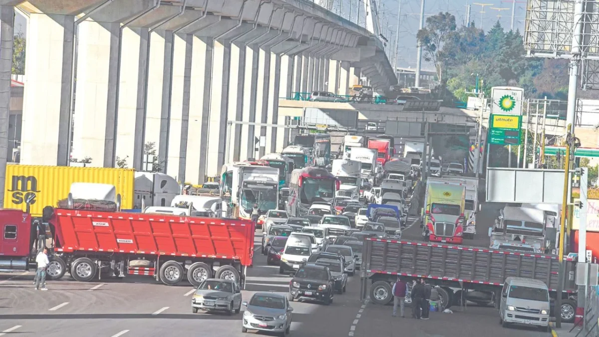 Megabloqueo de campesinos y transportistas