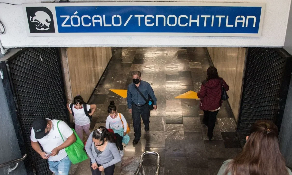 El Metro CDMX precisó que la estación Zócalo permanecerá cerrada desde el martes 25 de noviembre, al inicio del servicio y hasta nuevo aviso. 