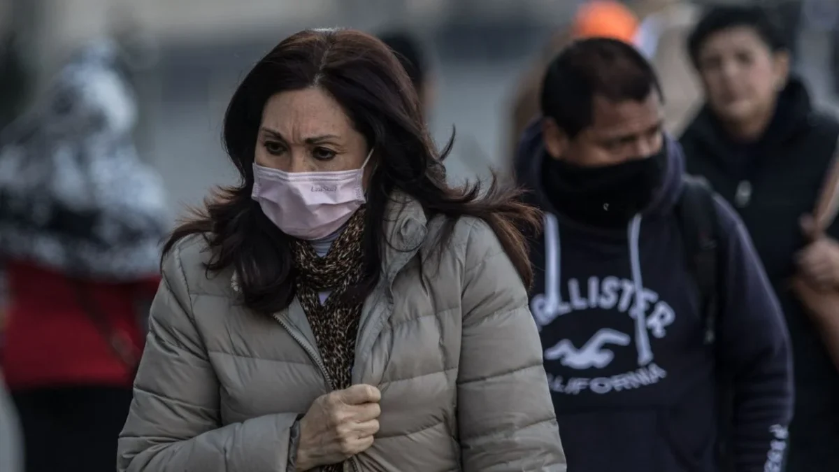 La SGIRPC activó la alerta amarilla por frío para la CDMX este lunes 17 de noviembre, se prevén temperaturas bajas de 4 grados.