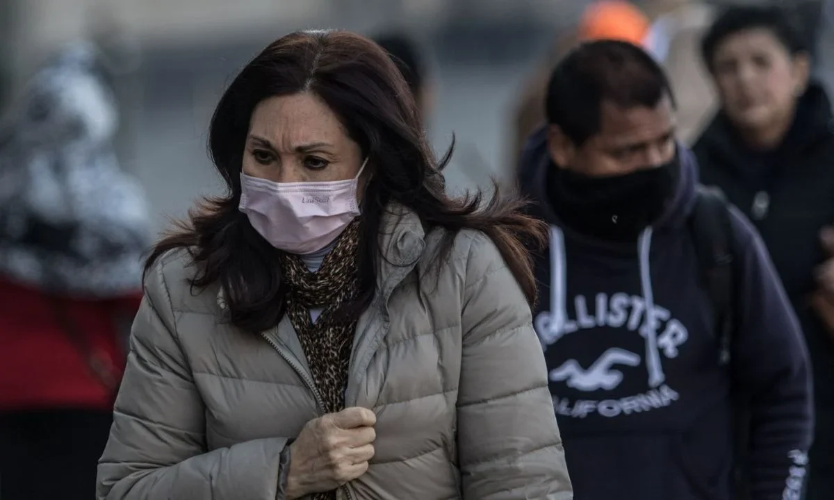 La SGIRPC activó la alerta amarilla por frío para la CDMX este lunes 17 de noviembre, se prevén temperaturas bajas de 4 grados.