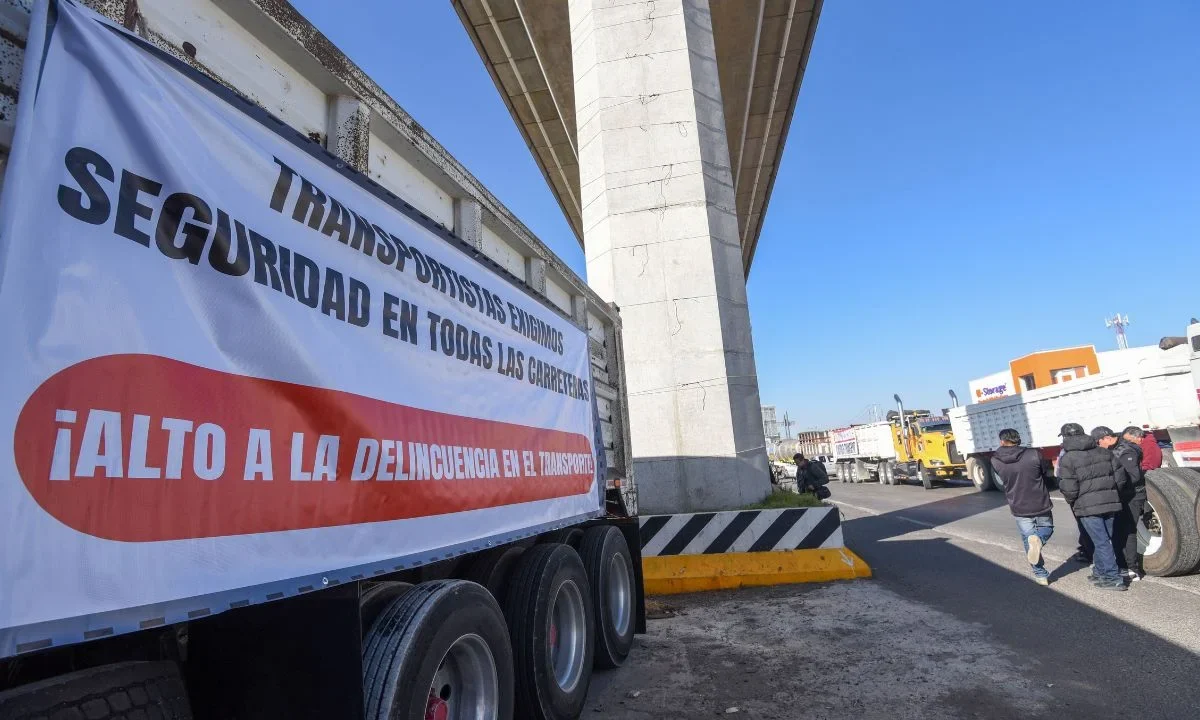 Bloqueo en la carretera Toluca dirección CDMX