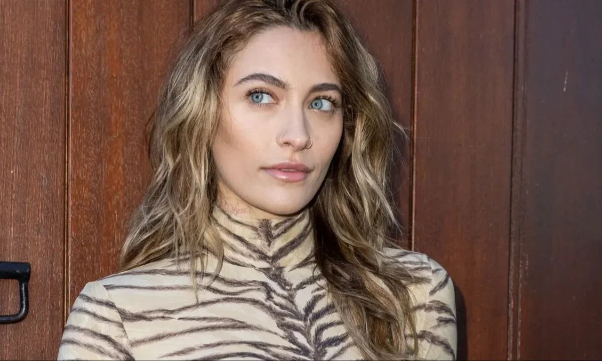 Paris Jackson revela secuelas de su antiguo consumo de drogas