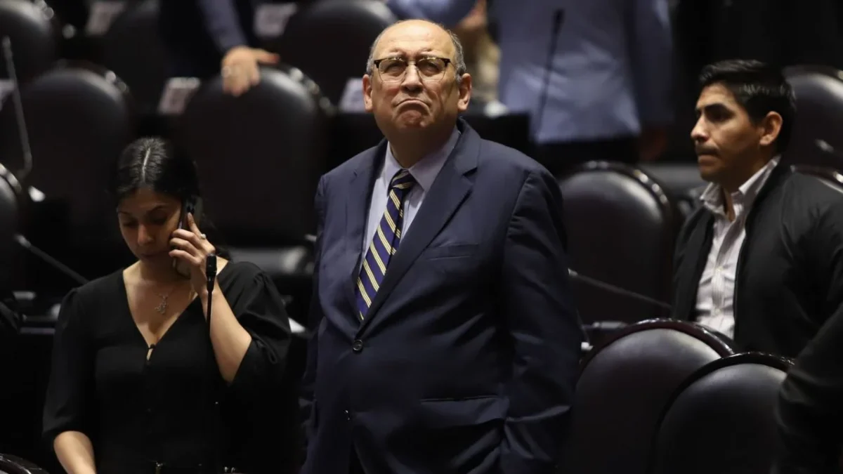 Rubén Moreira dijo que el dictamen sobre revocación de mandato y consulta popular se votará el lunes en Comisión de Puntos Constitucionales.