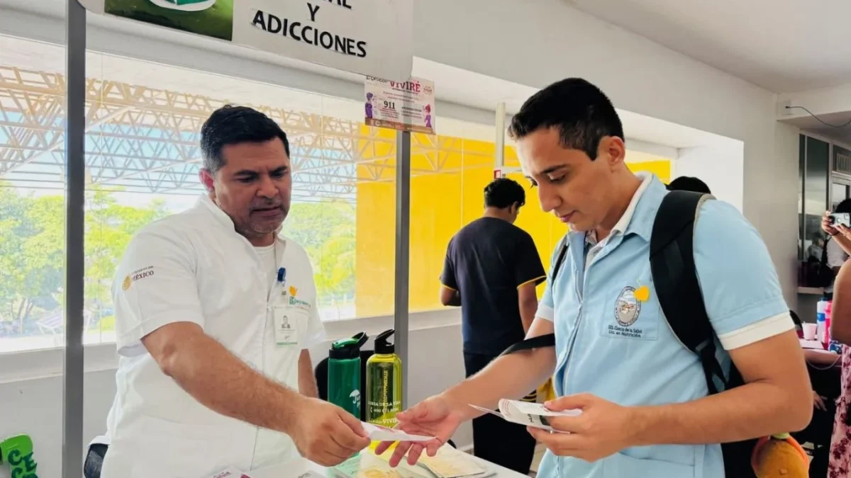En el ECO Parque Carmen se brindó información sobre los servicios del CECOSAMA como prevención de adicciones y del suicidio.