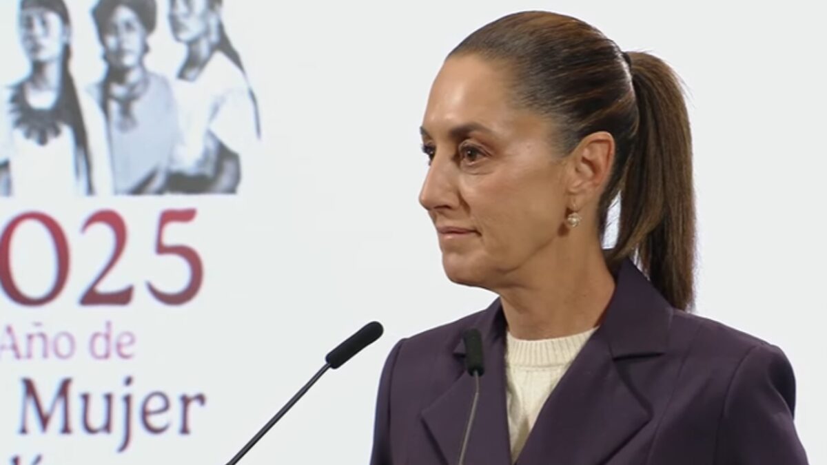 Claudia Sheinbaum pidió que quienes aspiren a un cargo político renuncien a su puesto antes de hacer campaña.