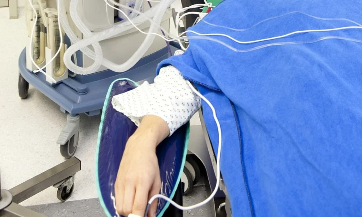 Médicos expertos en cuidados paliativos y bioética en conjunto con la Red Familia expresaron su rechazo a la iniciativa de eutanasia.