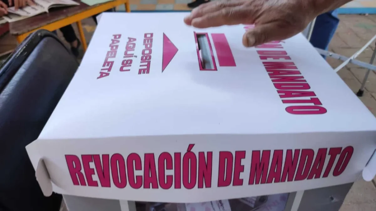 La presidenta de México, Claudia Sheinbaum, señaló que la reforma a la revocación de mandato requiere discusión y no urgencia legislativa.