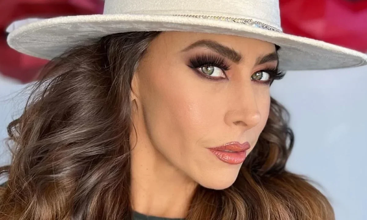 La actriz y fisicoculturista Vanessa Guzmán enfrenta momentos difíciles tras el presunto ataque armado contra su casa en El Paso.