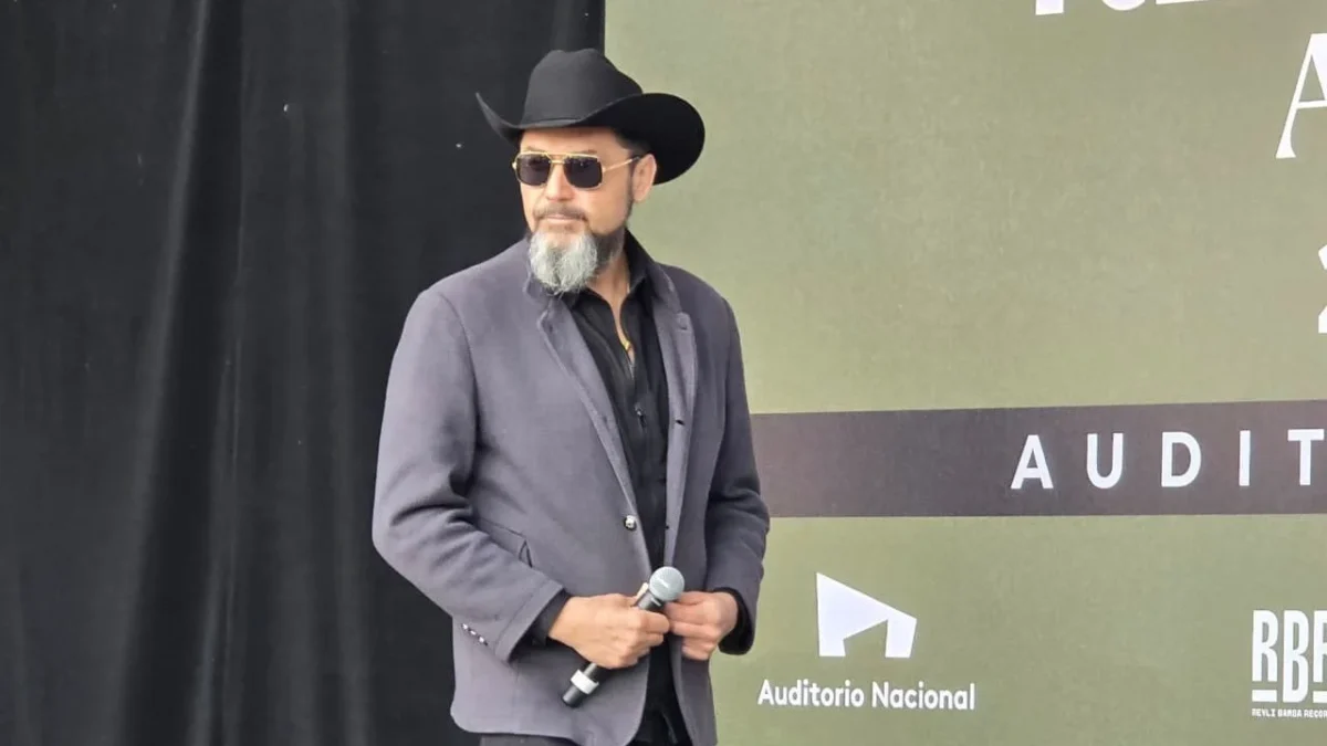 A 11 años de su última visita al Auditorio Nacional, Reyli Barba vuelve al escenario donde alguna vez sintió que no estaba listo.