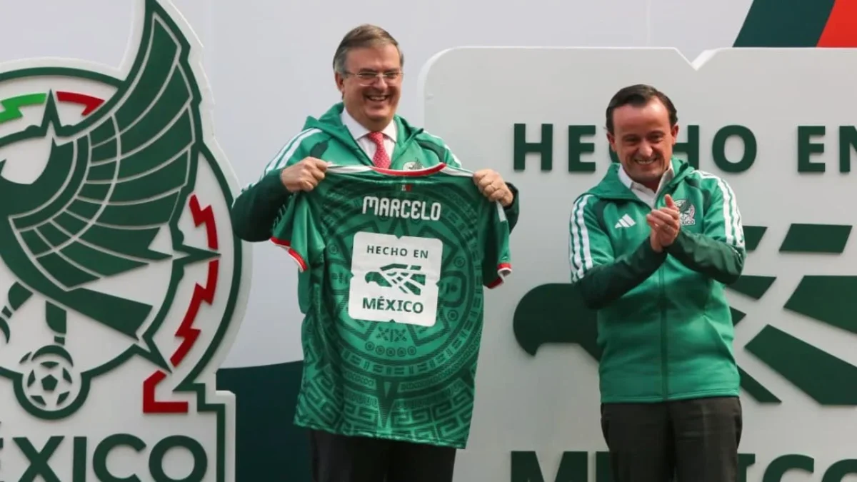La FMF y la Selección Nacional recibieron el distintivo ‘Hecho en México’ de la Secretaría de Economía, previo a la Copa del Mundo 2026.