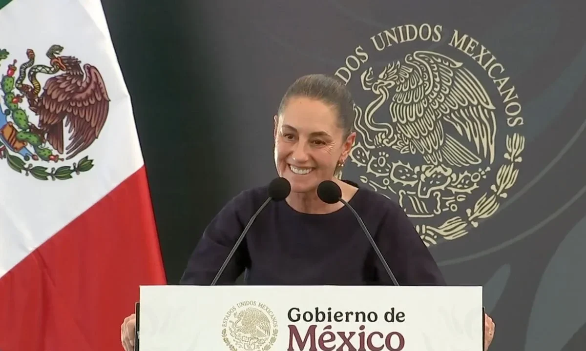 Durante un evento público en Chiapas, Sheinbaum lanzó la invitación a una concentración en el Zócalo para el aniversario de la 4T.