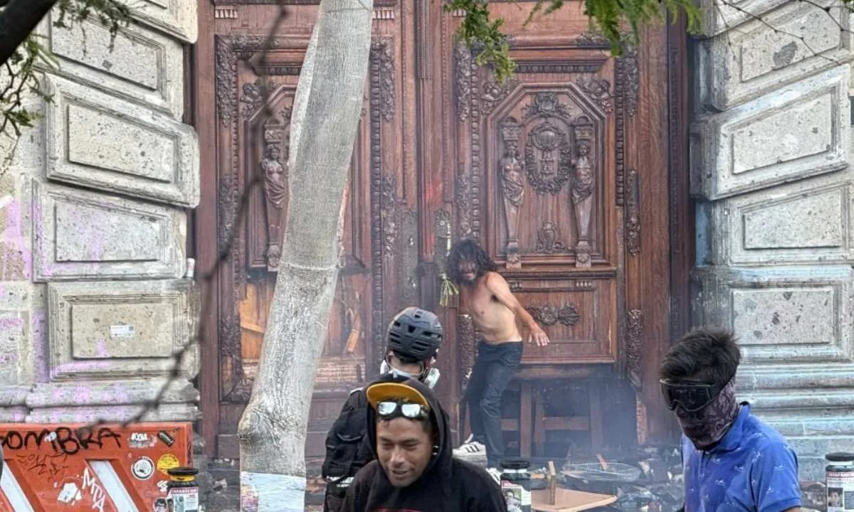 Pablo Lemus mandó un mensaje a los 40 detenidos por la marcha de la Generación Z en Guadalajara.
