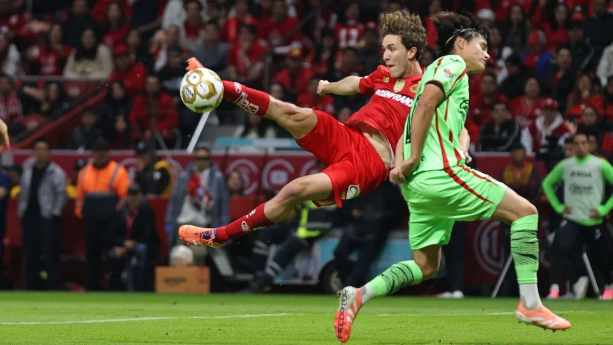 El Club Toluca, bajo la batuta del Turco Mohamed, continúa avanzado hacia el bicampeonato, tras vencer a Juárez, sin goles.