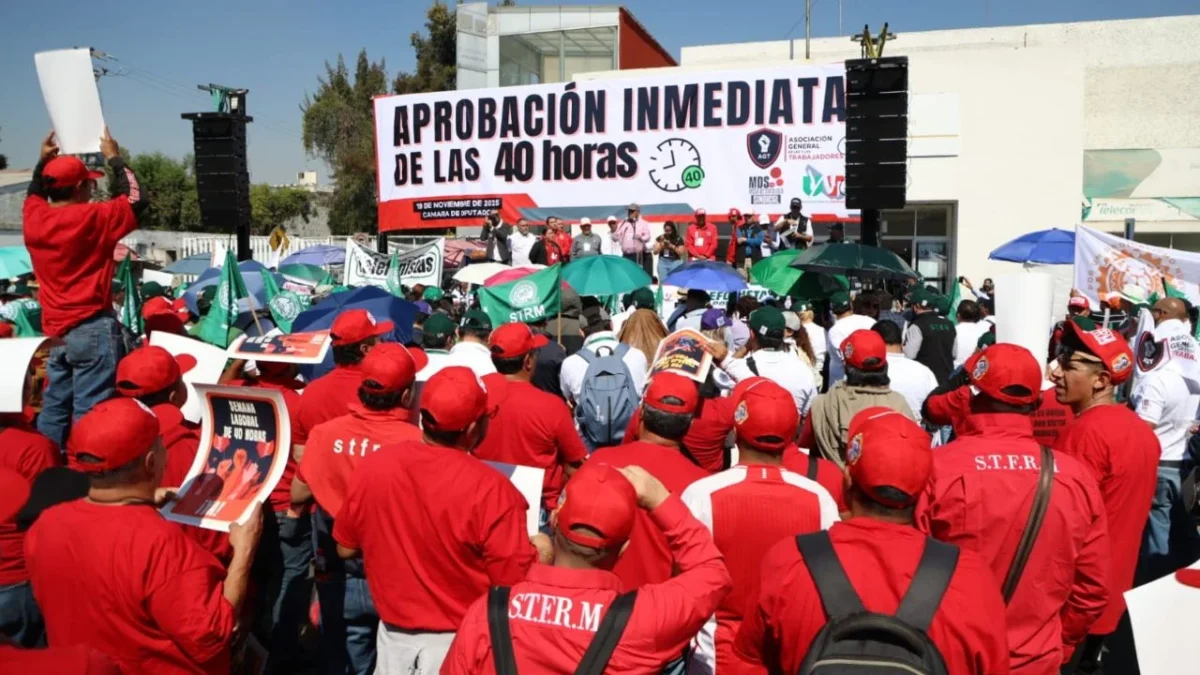 Dirigentes de los sindicatos de telefonistas, mineros, campesinos, salud, exigieron a los diputados la aprobación de las 40 horas laborales.