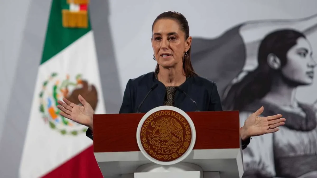 Claudia Sheinbaum afirmó que en el país solo hay dos opciones: regresar a la corrupción del pasado o seguir avanzando con la 4T.