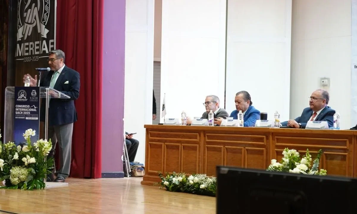 Luis González resaltó que las instituciones universitarias deben ser respetuosas del derecho a la protesta y a las libres manifestaciones.
