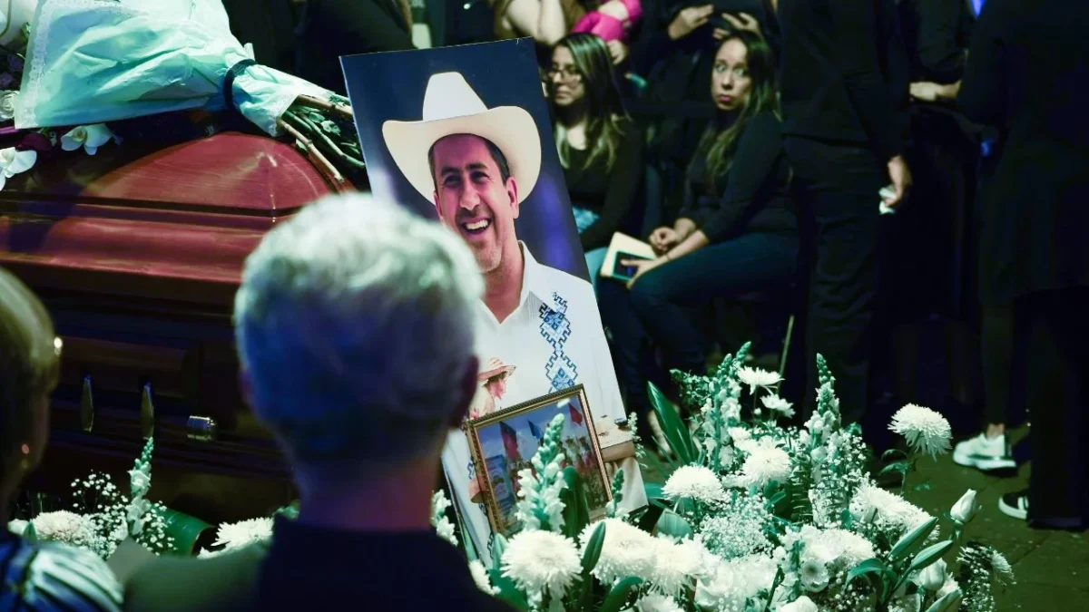 Vamos a estar cerca de Michoacán, no están solos: Sheinbaum tras el asesinato de Carlos Manzo