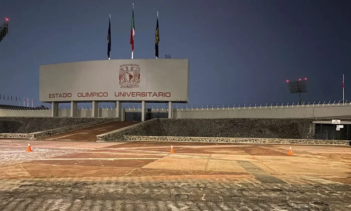 Un juez de control ordenó que los cuatro trabajadores permanecerán en prisión preventiva por la muerte de Rodrigo, aficionado de Cruz Azul.