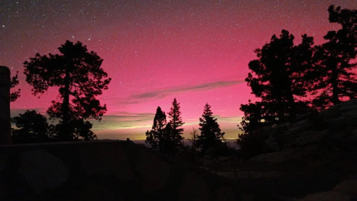Vislumbran auroras boreales en los cielos de México