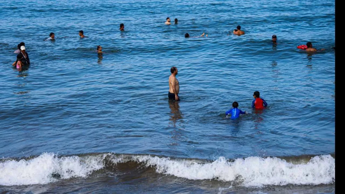 Según el último monitoreo de la calidad de agua de mar, el 98% de playas mexicanas son aptas para uso de la población.