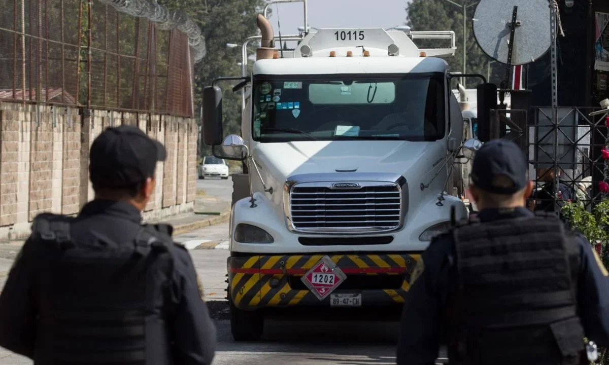 Dan 66 años de cárcel a integrantes de banda dedicada a robo de autotransporte