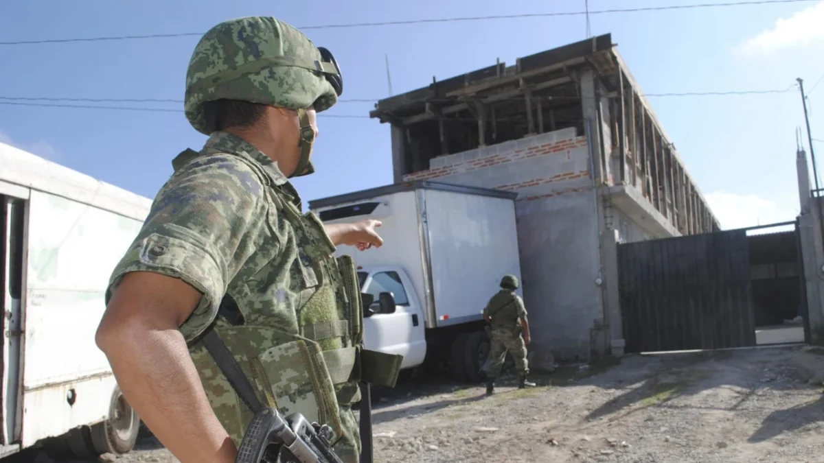 En Culiacán, Ejército desmantela 'narco bodega' de 43 mdp