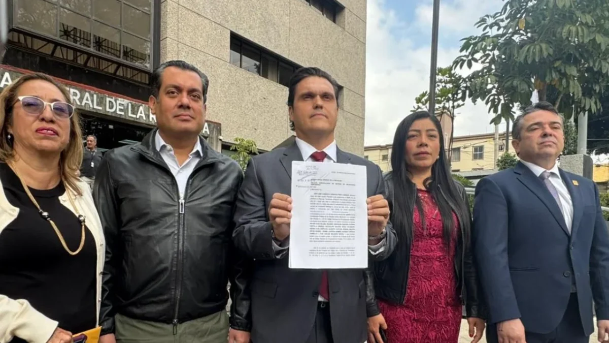 Humberto Prieto denuncia en la FGR a Francisco Javier Cabeza de Vaca
