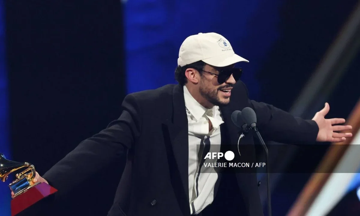 'La Casita' de Bad Bunny acerca al cantante 'a menor costo' y abre debate