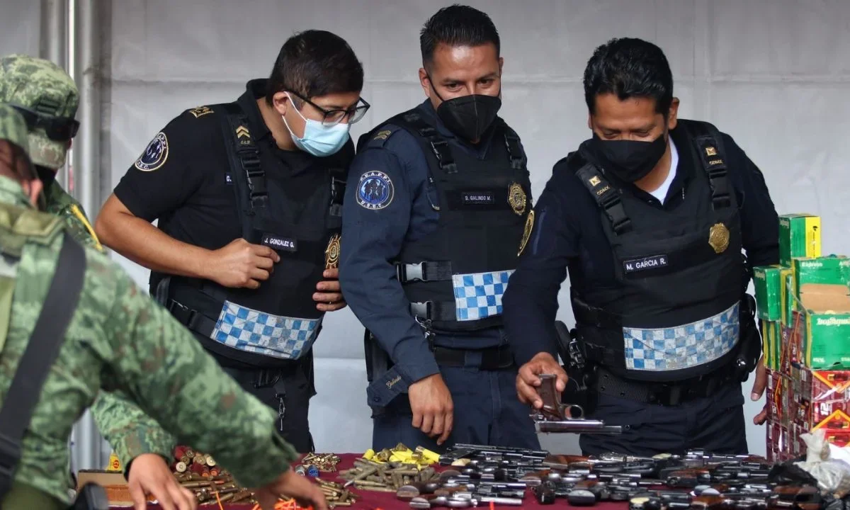 Rosa Icela Rodríguez resalta entrega de 8 mil 700 armas de forma voluntaria