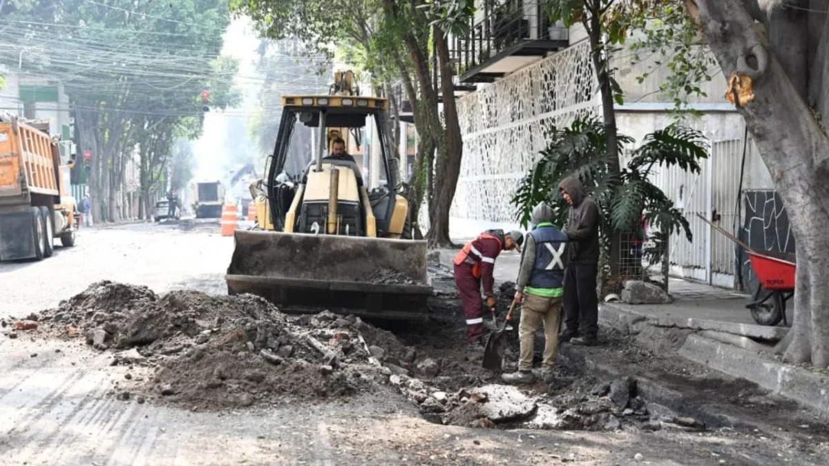 Supervisan trabajos de reencarpetado en colonia San Rafael