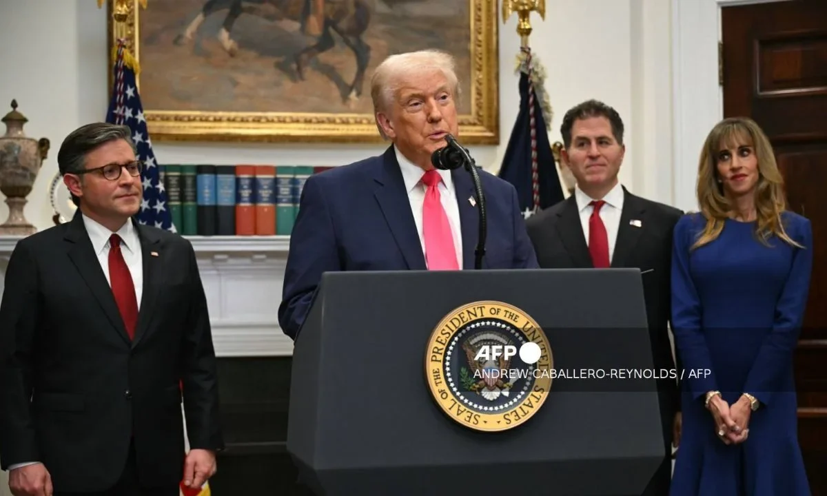 Trump afirma que los somalíes no son bienvenidos a EU, 'su país apesta'