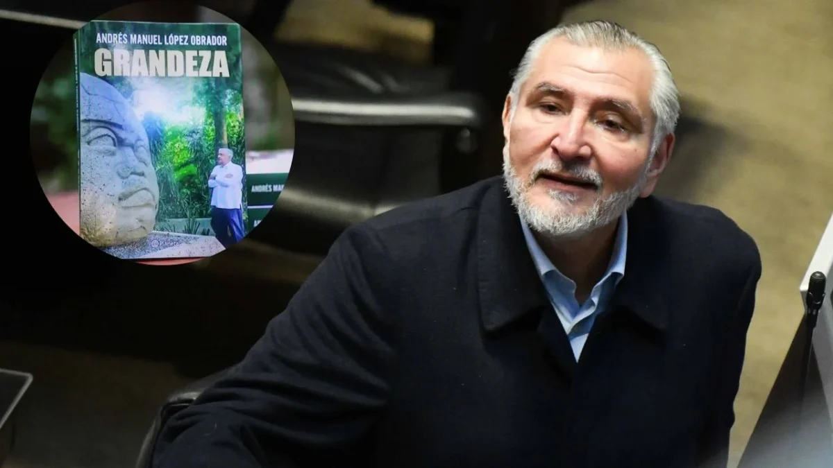 Adán Augusto regala el nuevo libro “Grandeza”, de AMLO, editado por Grupo Planeta, d