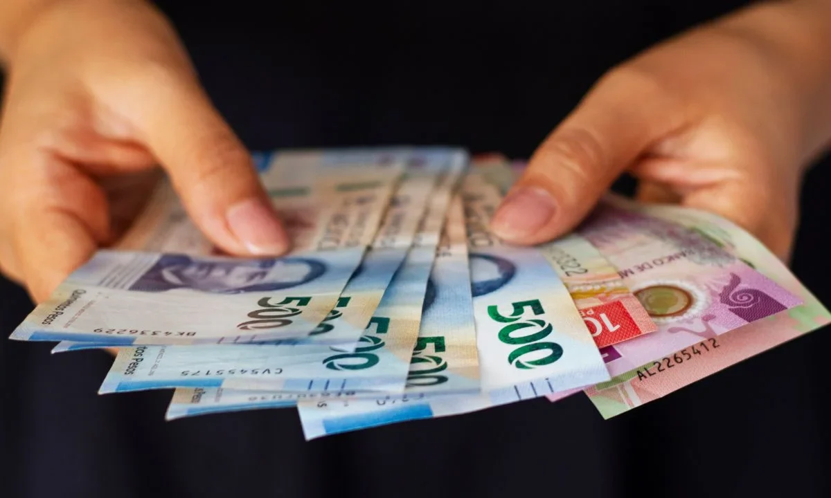 Protege tu aguinaldo con estas recomendaciones que lanzó la Condusef al alertar sobre posibles estafas en estas épocas decembrinas.