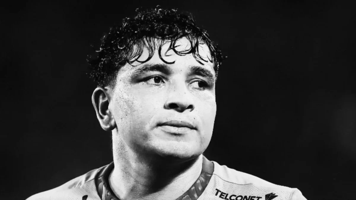 En un presunto ataque armado, asesinaron al futbolista Mario Pineida, elemento del Barcelona Sporting Club de Ecuador.