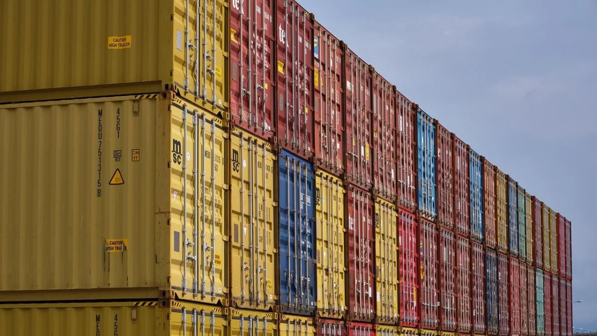 La Comisión de Economía avaló la Ley General de Impuestos de Importación y Exportación con la cual se busca imponer aranceles en 11 países.