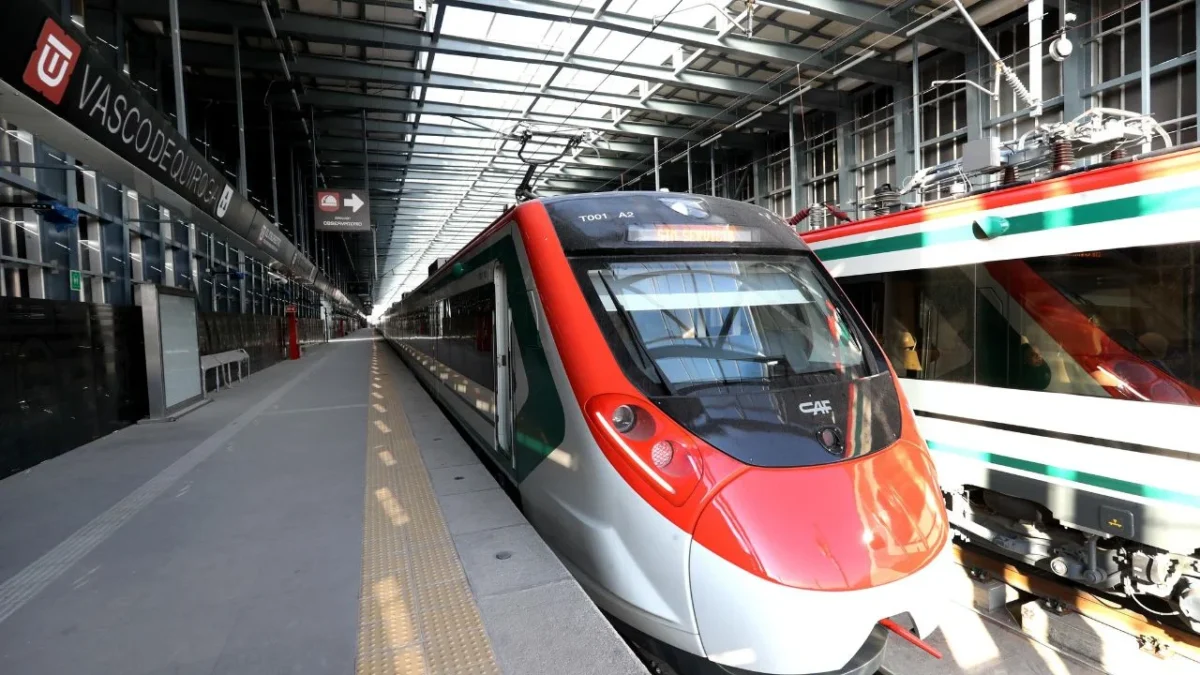 Avanzan pruebas del tren El Insurgente en el tramo Santa Fe-Observatorio