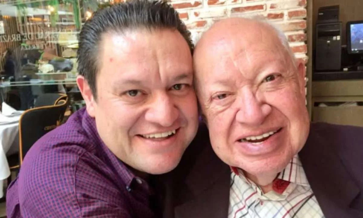 Ariel Manzano se despidió de su papá Eduardo Manzano y le dedicó un emotivo mensaje.