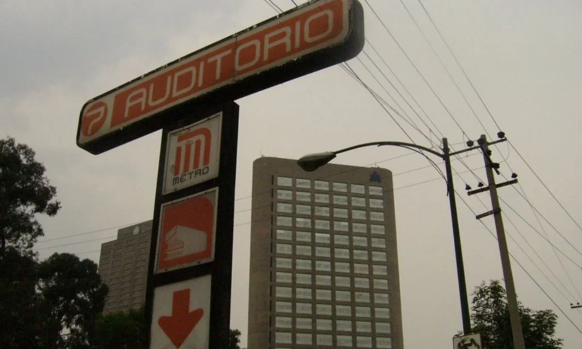 Cierran estación Auditorio del Metro de la CDMX