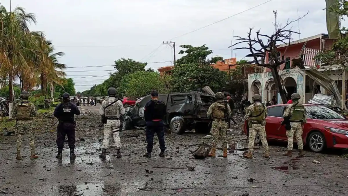 explosión de un coche bomba en Coahuayana