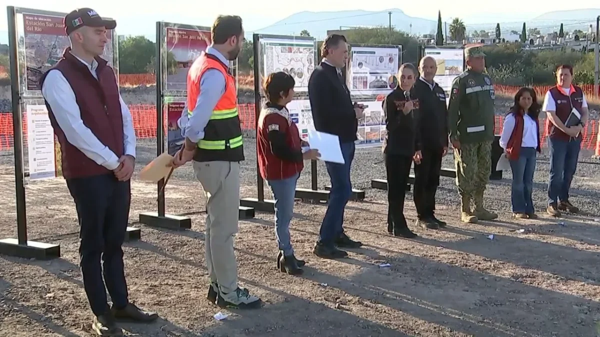 Al supervisar la construcción del tren México-Querétaro, Sheinbaum destacó la labor de los trabajadores, militares y funcionarios encargados.