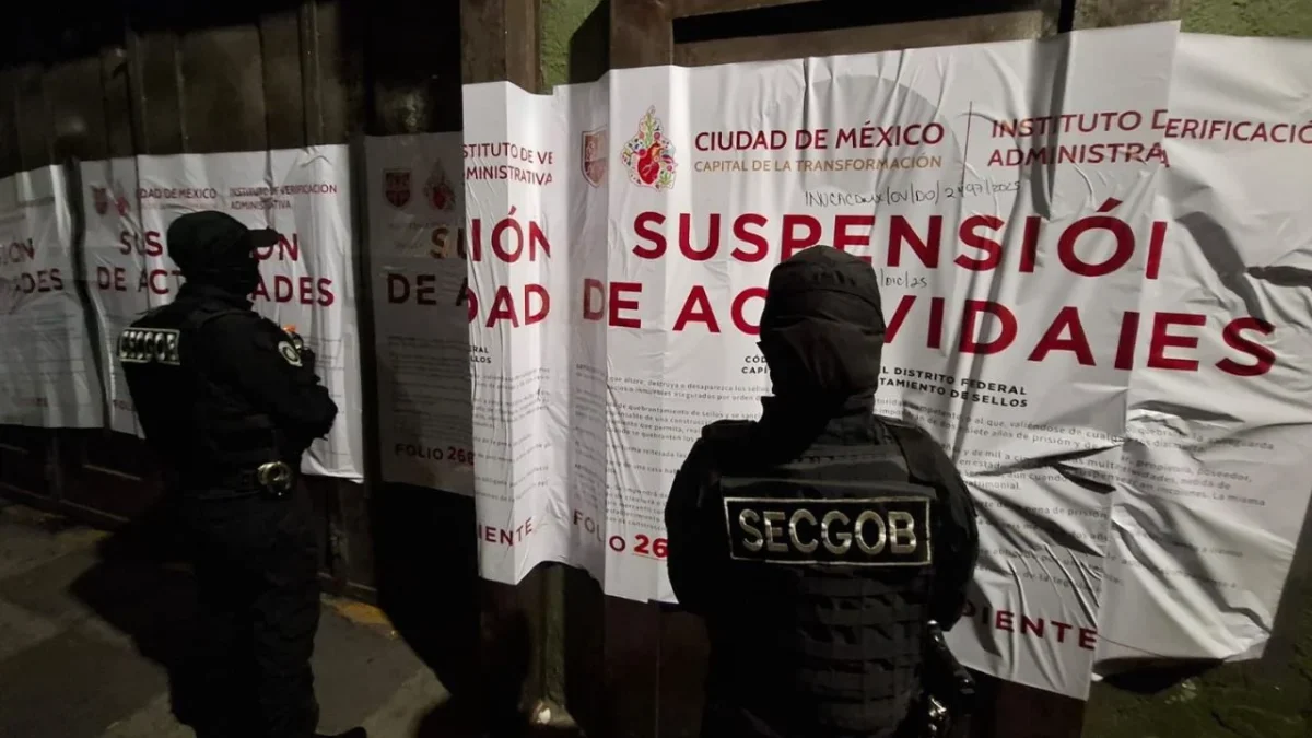 Derivado del operativo “La Noche es de Todos” , desalojaron a 400 personas de una fiesta clandestina en la alcaldía Álvaro Obregón.