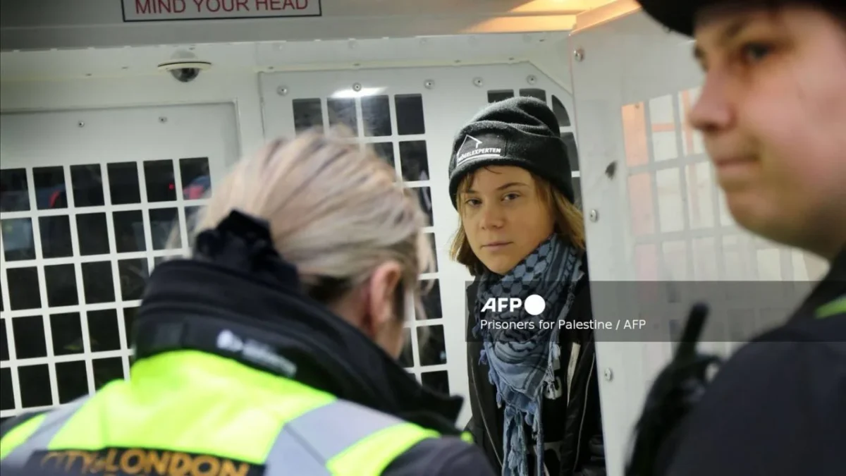 Detienen a Greta Thunberg en Londres tras apoyo a grupo palestino