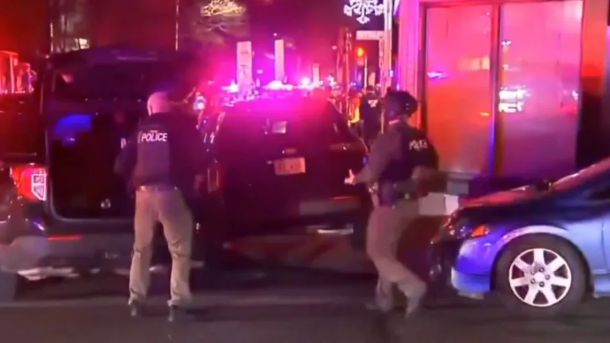 Tras el tiroteo ocurrido en la Universidad de Brown en Rhode Island, autoridades confirmaron la muerte de dos personas, agresor sigue libre.