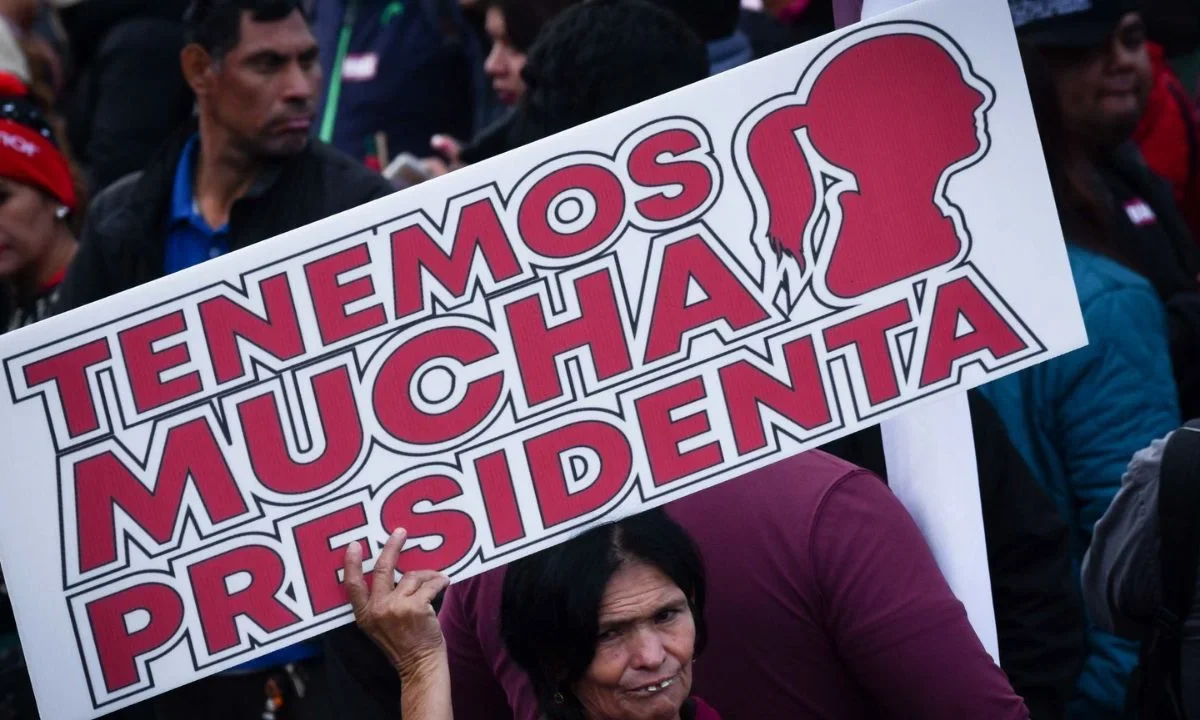 El Comité Ejecutivo Nacional (CEN) de Morena celebró los primeros siete años de la Transformación de gobiernos de la 4T.