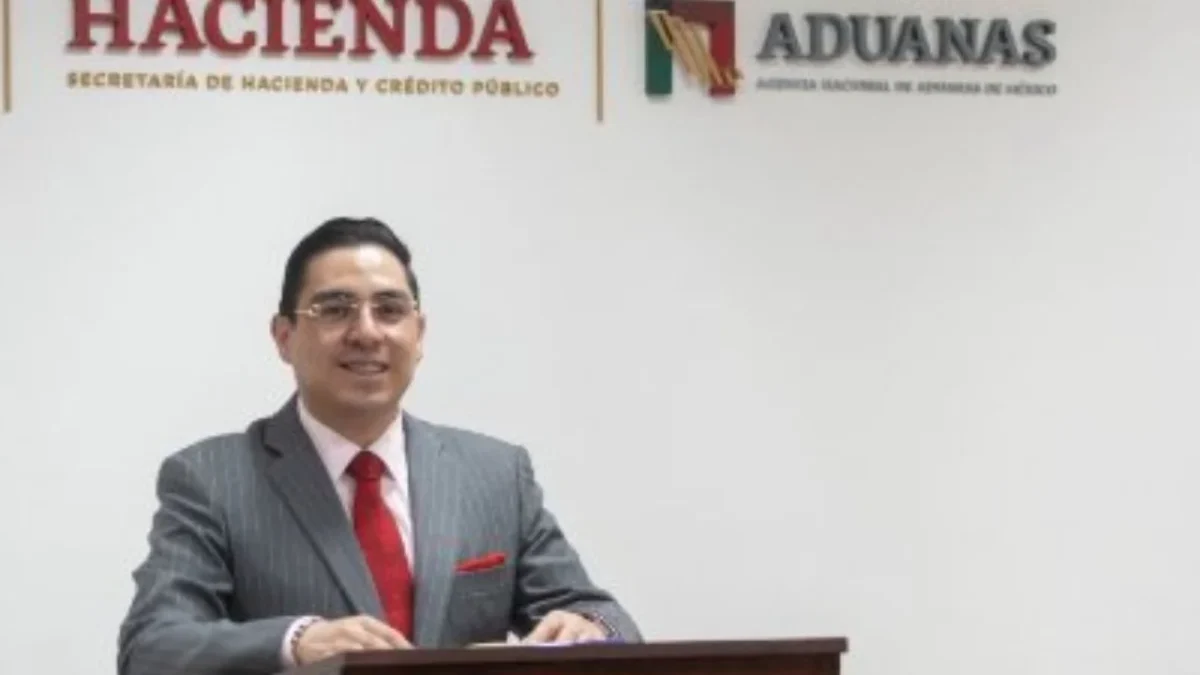El experto consideró que la cancelación de la visa a Alex Tonatiuh Márquez, se suma al caso de huachicol fiscal que involucra a altos mandos.