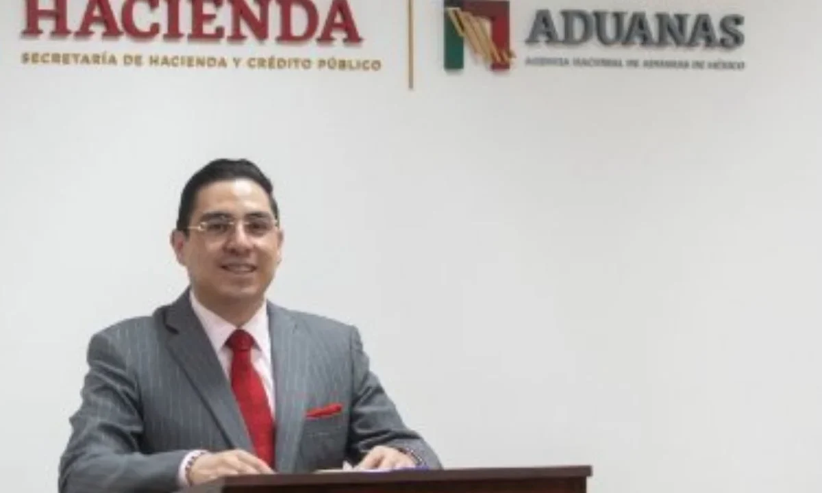 El experto consideró que la cancelación de la visa a Alex Tonatiuh Márquez, se suma al caso de huachicol fiscal que involucra a altos mandos.