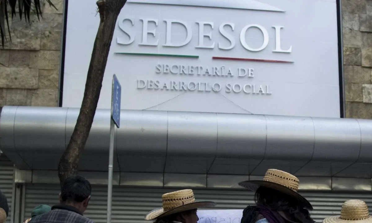 Exservidores públicos deberán pagar 62 mdp por la denominada 'Estafa Maestra', en concepto de reparación del daño.
