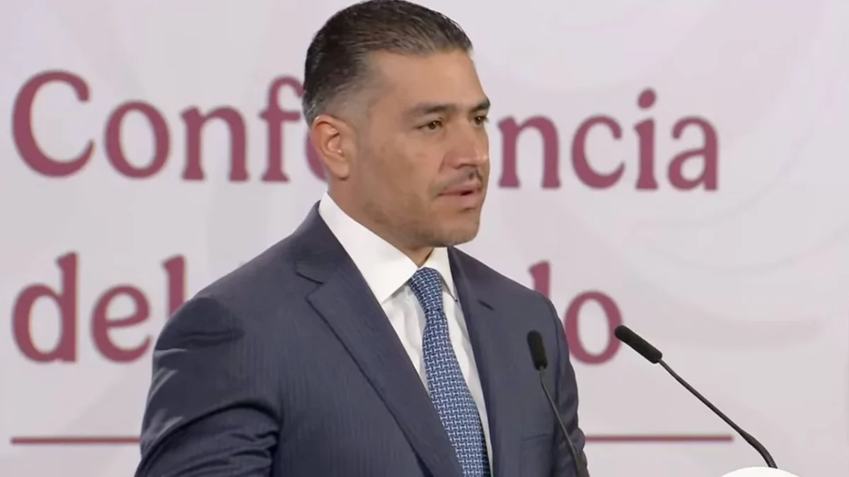 Omar García Harfuch, titular de la SSPC, informa sobre la baja de extorsiones en México.