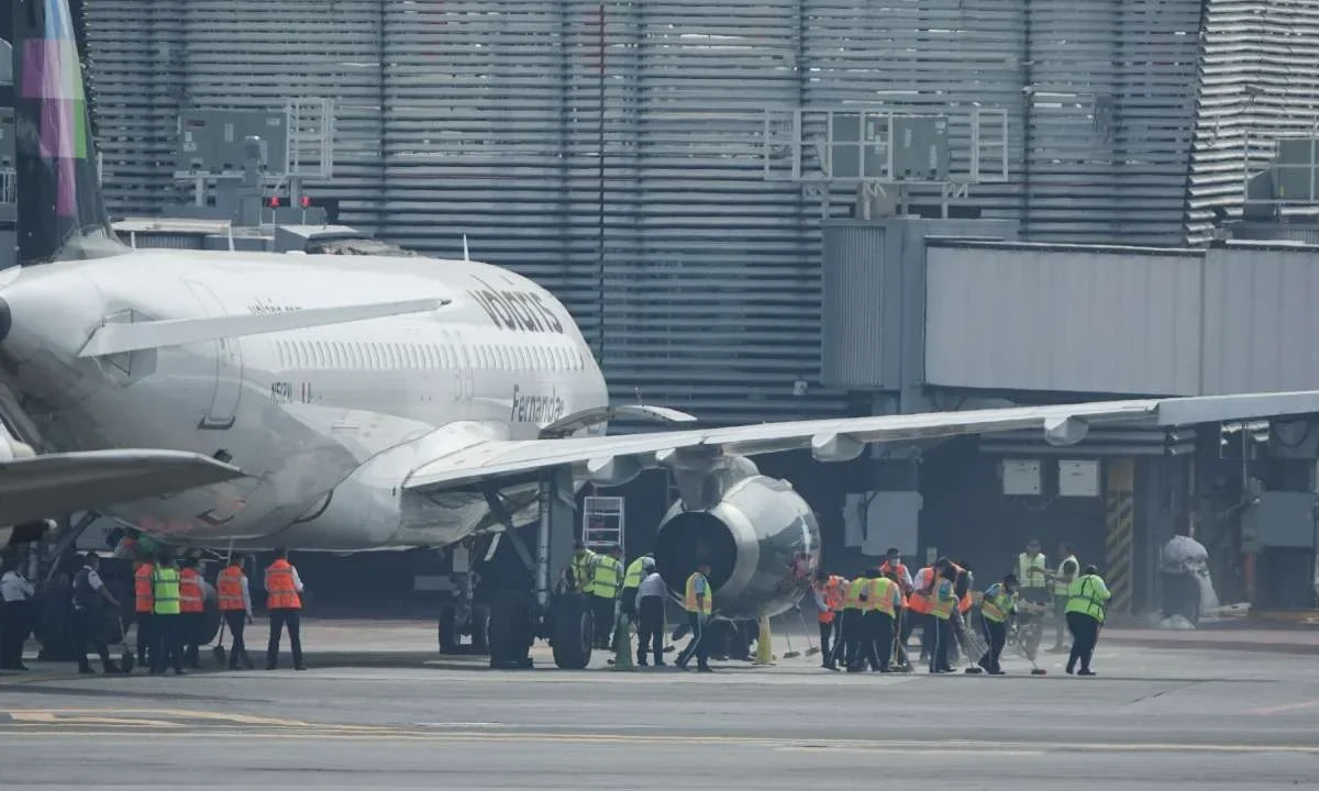 STIA detalló que la empresa propuso ajustes operativos; sin embargo, reveló que es falso que se haya contratado pilotos extranjeros.