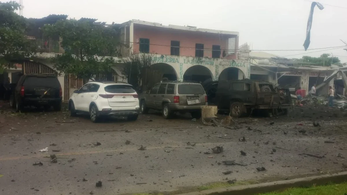 La FGR informó que se brindará el apoyo necesario a la FGJ de Michoacán para dar con los responsables de la explosión en Coahuayana.